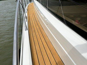 Sunseeker Portofino 47