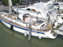 Hallberg-Rassy 43