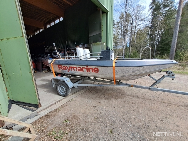 Buster Sun Buster R Moottorivene Heinola - Nettivene