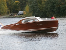 Chris-Craft 