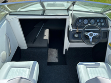 Sea Ray 200 CC