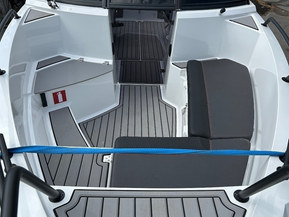 Yamarin Cross 57 VMAX