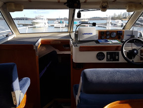 SeaStar 8000 Cruiser