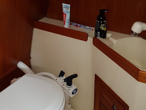 SeaStar 8000 Cruiser