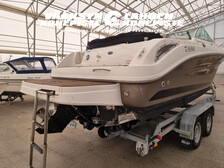 Sea Ray 235 Weekender