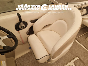 Sea Ray 235 Weekender