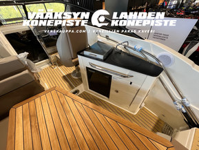 Quicksilver Activ 805 cruiser