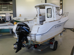 Quicksilver 580 Pilothouse