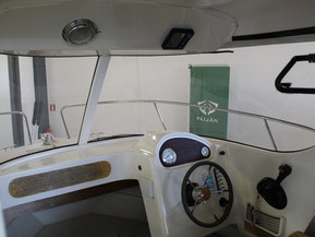 Quicksilver 580 Pilothouse