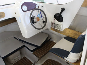 Quicksilver 580 Pilothouse
