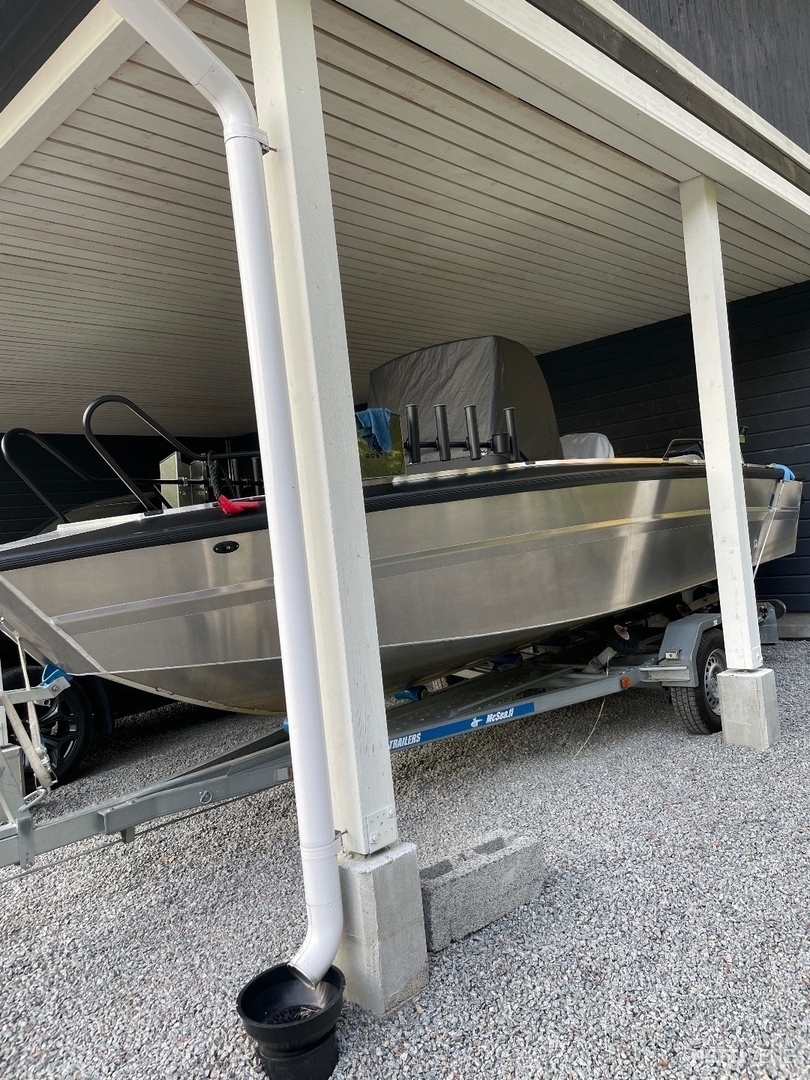 Faster (2010 film) visual data 3