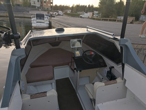 Delphin 565 cabin