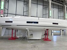 Dufour 470