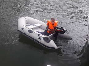 Sealine F33