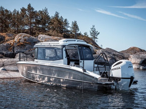 Silver SeaHawk Cabin