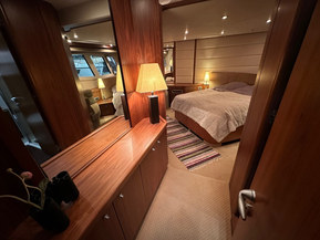 Sunseeker Manhattan 70