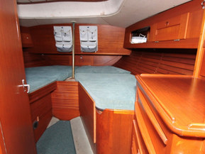 Hallberg-Rassy 42 Ketch