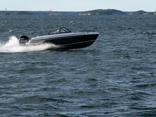 Yamarin Cross 62 VMAX