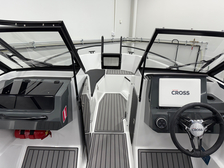 Yamarin Cross 62 VMAX