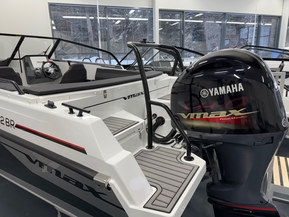 Yamarin Cross 62 VMAX