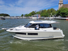 Jeanneau NC 9