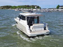 Jeanneau NC 9