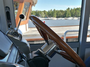 Nimbus 340 Commander