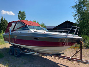 Four Winns 215 Sundowner