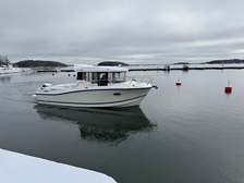 Quicksilver 755 Pilothouse