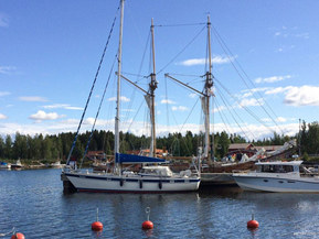 Hallberg-Rassy 42E