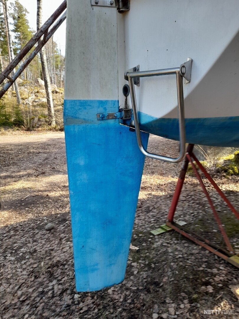5 / 6