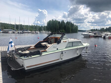 Coronet Muu malli 24 Cabin c
