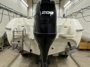 Yamarin 68 Day Cruiser