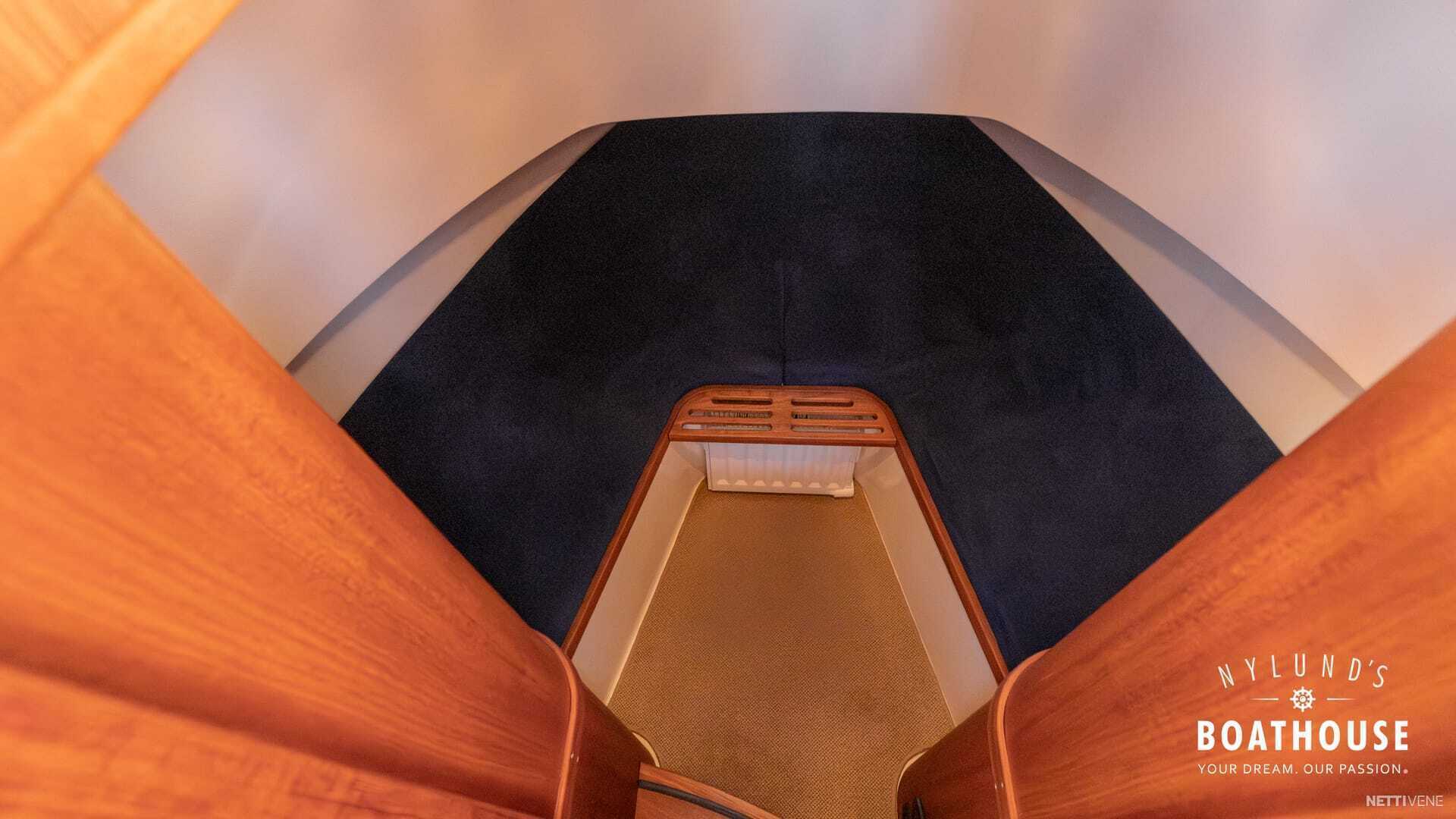 13 / 30