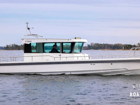 Axopar 28 Cabin