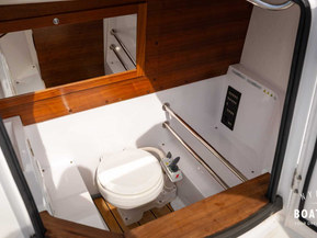 Axopar 28 Cabin