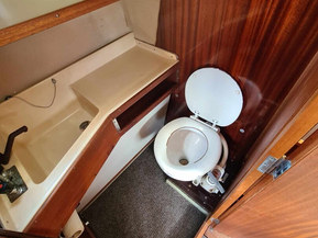 Coronet 27 Seafarer