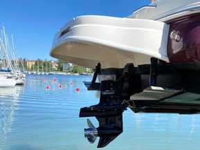 Sea Ray 235 Weekender