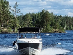 Bayliner 