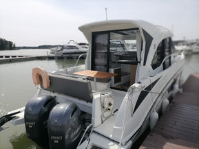 Beneteau Antares 9
