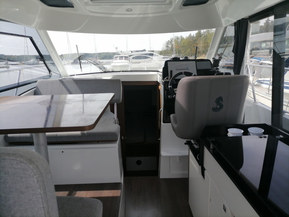 Beneteau Antares 9