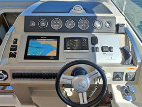 Sea Ray 355 Sundancer