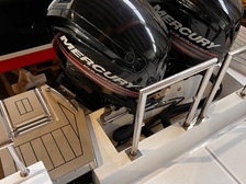 Axopar 28