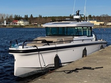 Axopar 37 XC