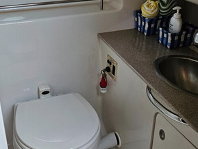 Sea Ray 325 Sundancer