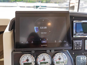 Quicksilver 905 Pilothouse