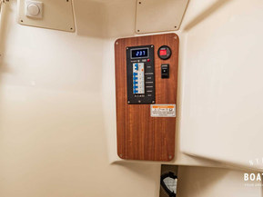 Quicksilver 905 Pilothouse