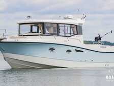 Quicksilver 905 Pilothouse