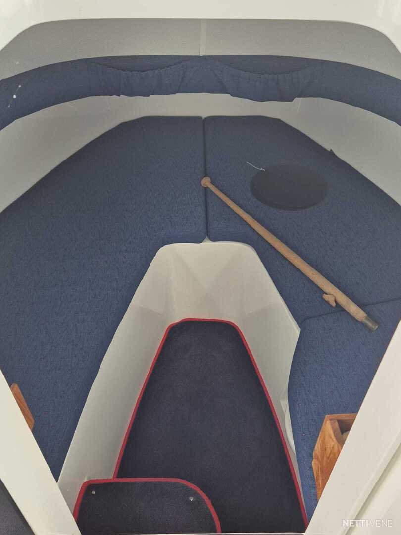 6 / 8