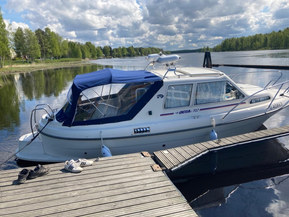 Bella 702